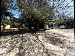 4122 Sound Drive, Morehead City, NC 28557 - #3