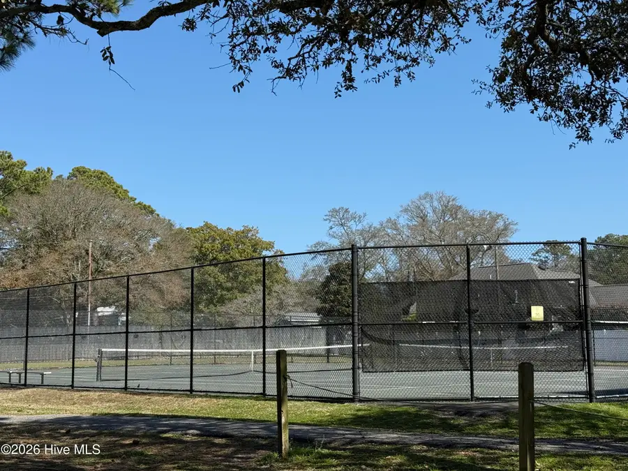 211 E Leonard Street, Southport, NC 28461 - #3