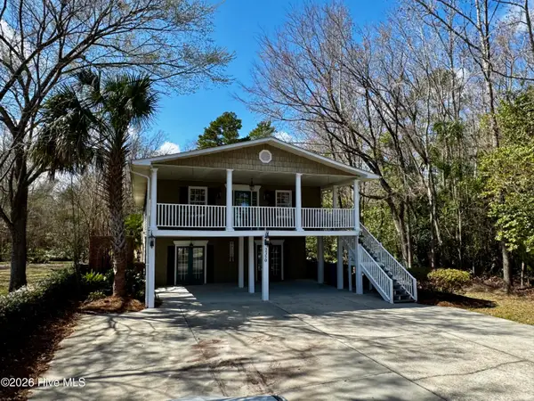 2350 Waccamaw Shores Road, Lake Waccamaw, NC 28450