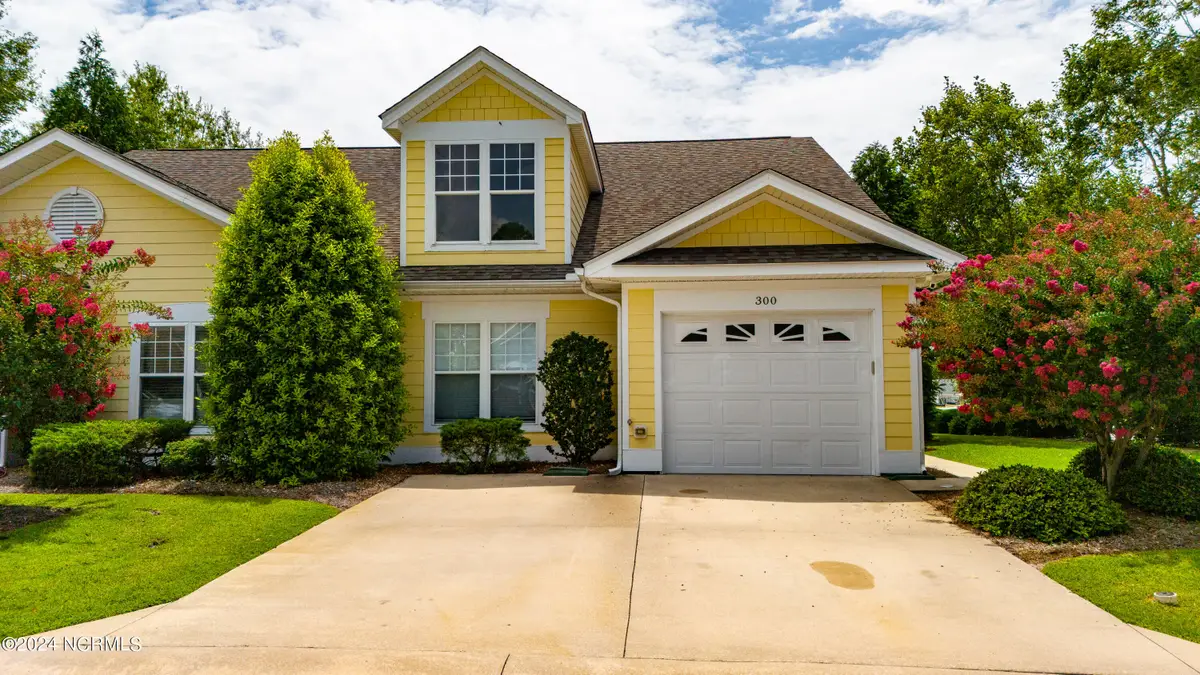 300 Sweetwater Cove, Newport, NC 28570 - #1