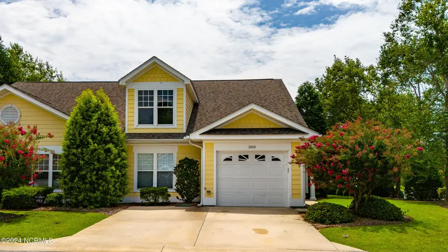 300 Sweetwater Cove, Newport, NC 28570 - #2