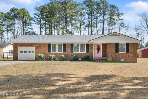 238 Dogwood Drive, Warsaw, NC 28398