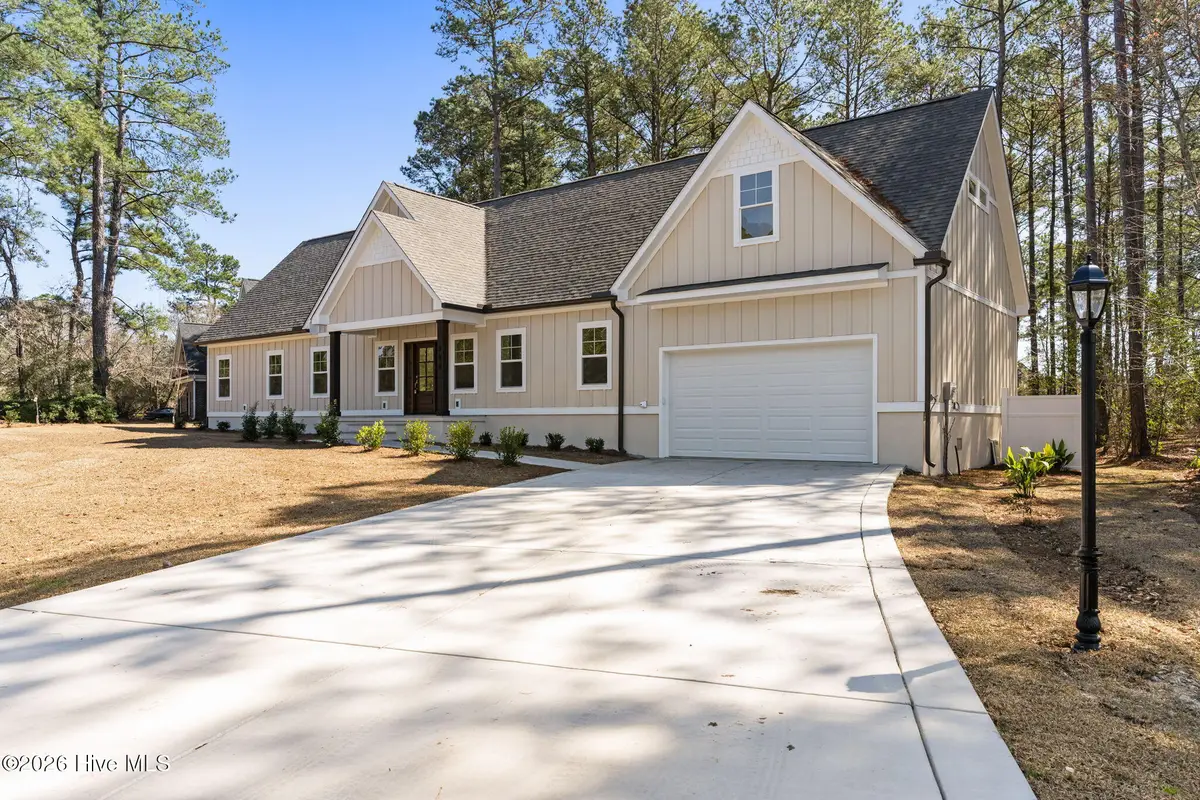 355 S Middleton Drive Nw, Calabash, NC 28467 - #1