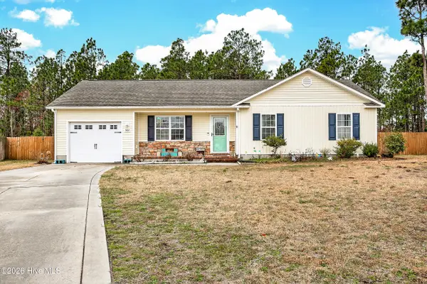 502 Waldorf Court, Hubert, NC 28539