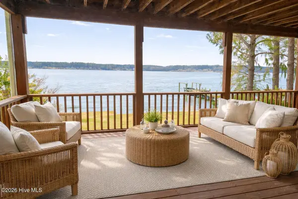 314 E Bayside Drive, Chocowinity, NC 27817