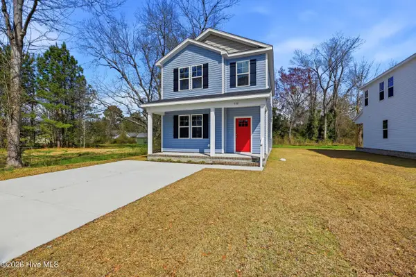 308 S Vann Street, Burgaw, NC 28425