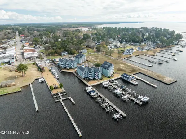 1101 Day Beacon Drive, Belhaven, NC 27810