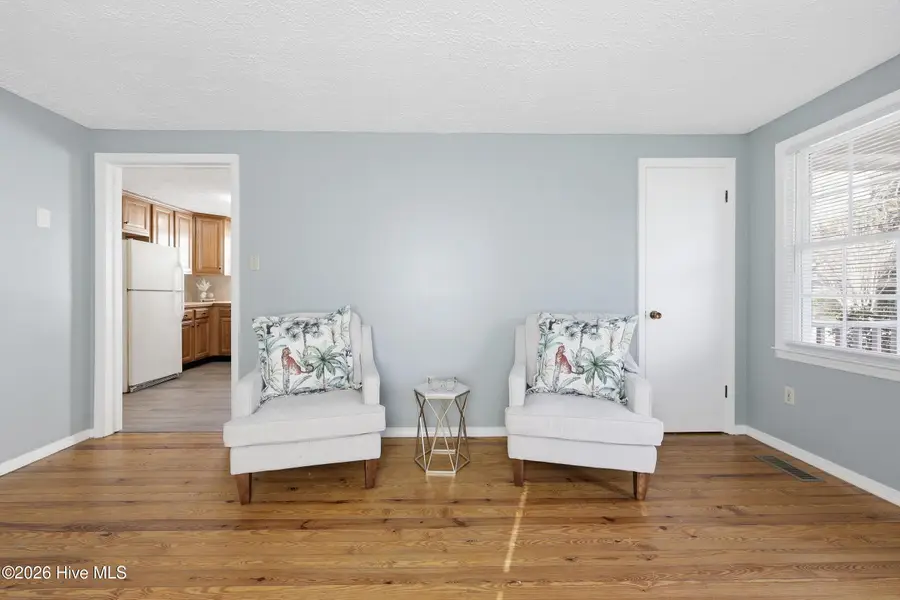 205 W Gale Street, Edenton, NC 27932 - #3