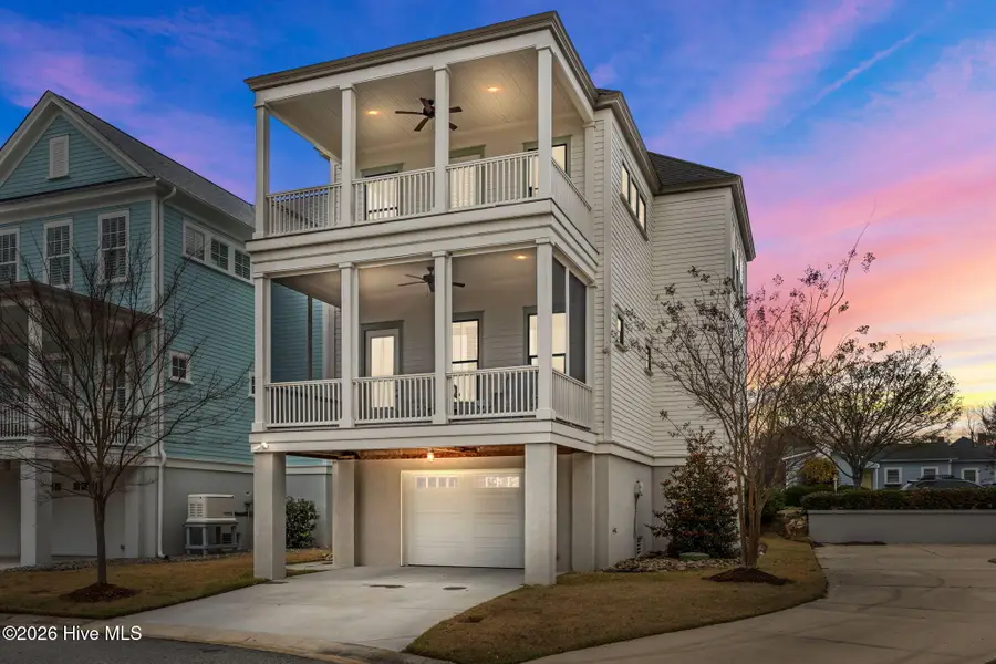 317 E Water Street, Washington, NC 27889 - #2