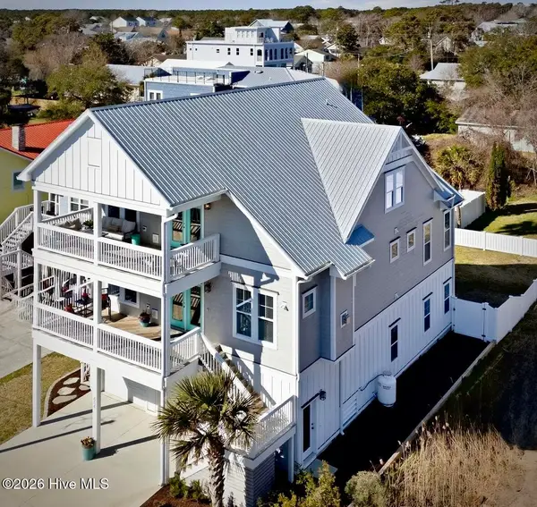 604 S 3rd Street, Carolina Beach, NC 28428