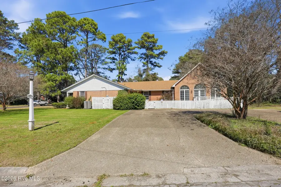 1514 Crescent Drive, Elizabeth City, NC 27909 - #3