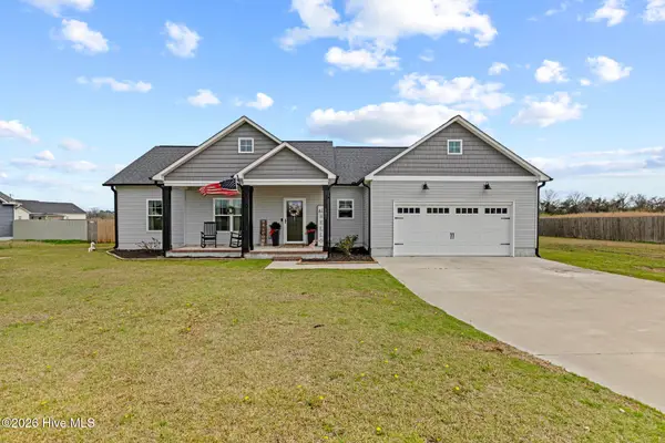 107 Fowler Manning Road, Richlands, NC 28574