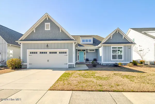 312 Lightning Bug Lane, Holly Ridge, NC 28445