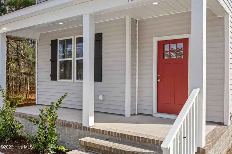 709 W Hayes Street, Burgaw, NC 28425 - #2