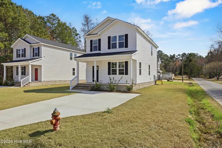 711 W Hayes Street, Burgaw, NC 28425 - #2