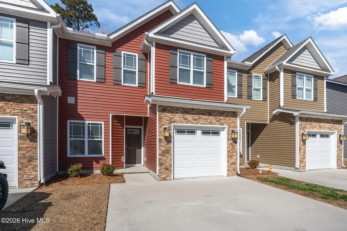 1819 Fox Den Way #5, Greenville, NC 27858 - #1
