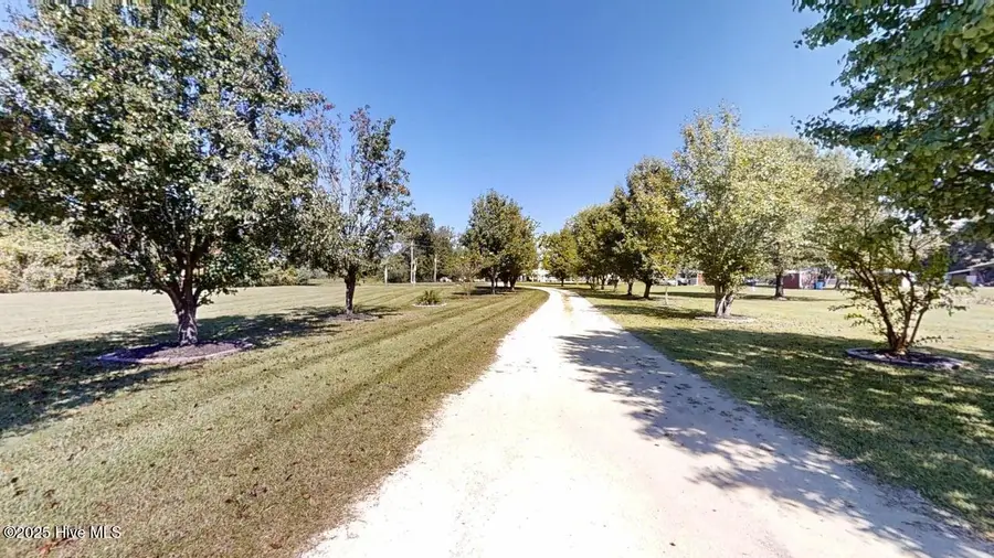 1029 Five Mile Road, Richlands, NC 28574 - #2