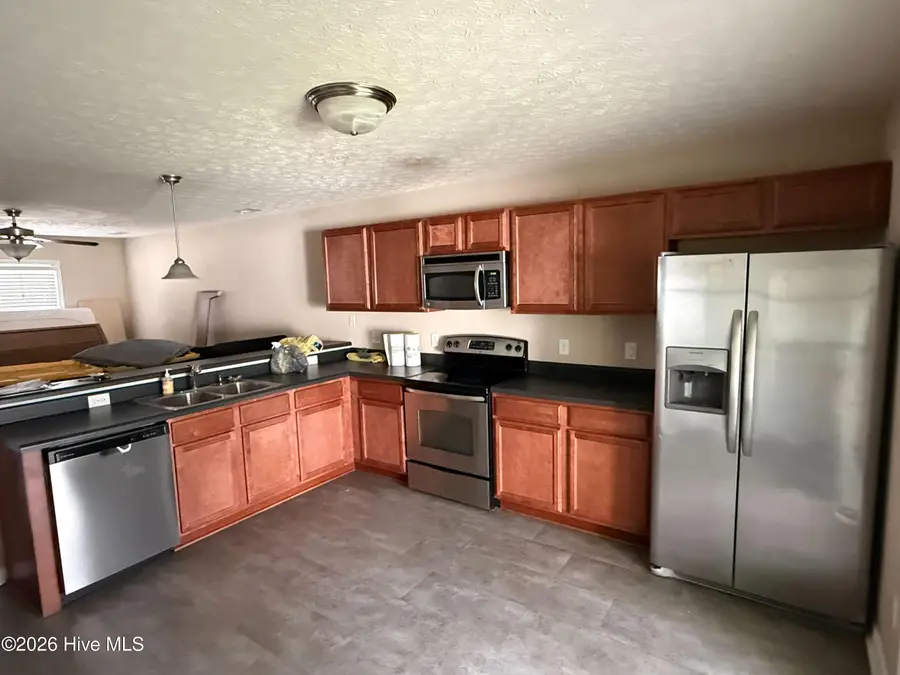 407 Falls Cove, Jacksonville, NC 28546 - #2