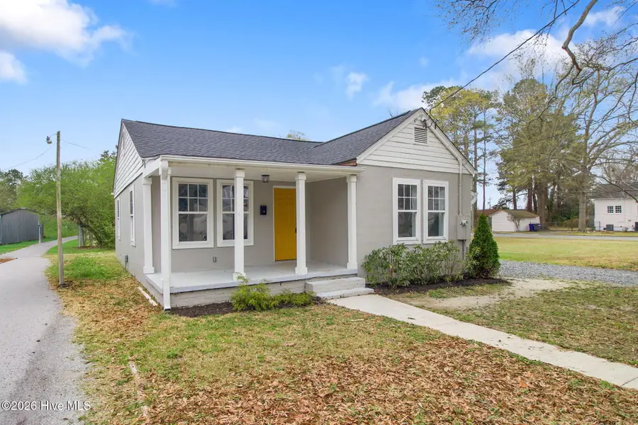 404 N Massey Street, Selma, NC 27576 - #3