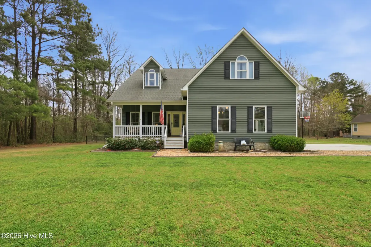 103 S Warren Crossing, Burgaw, NC 28425 - #1