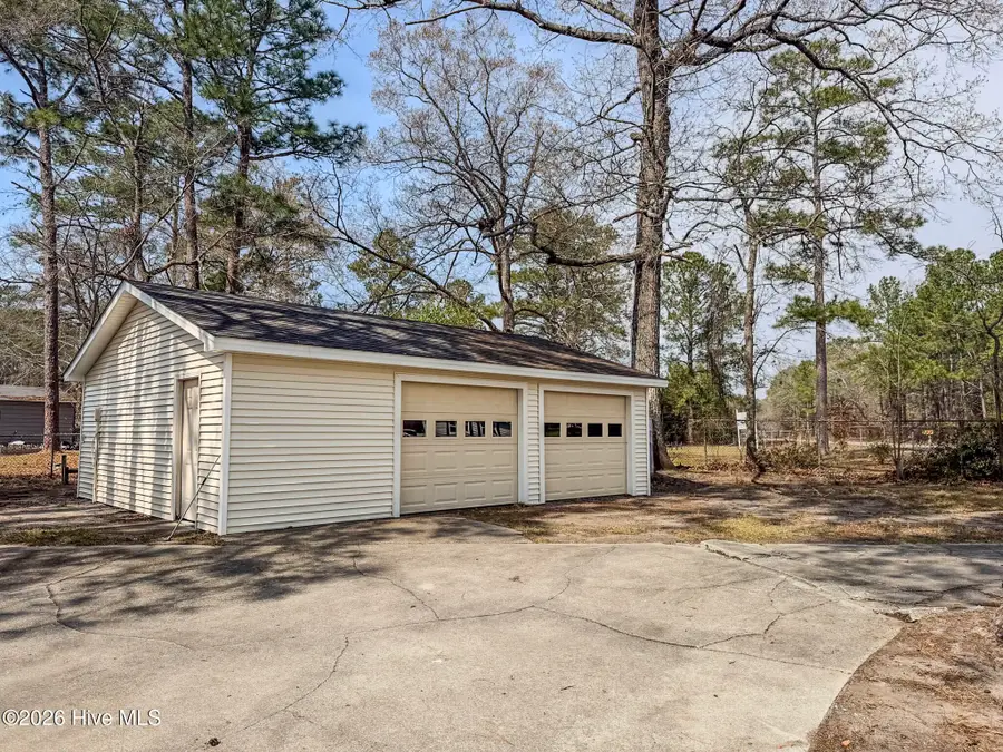 575 Veterans Road, Saint Pauls, NC 28384 - #2