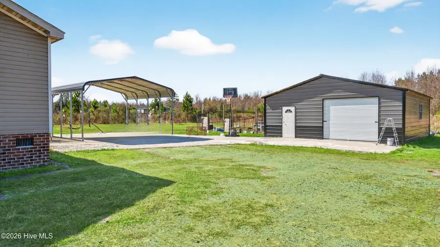 1603 E Barr Road, Chocowinity, NC 27817 - #3