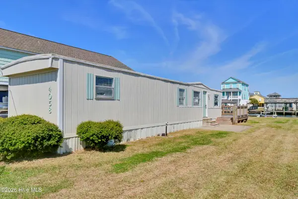 4058 4th Street, Surf City, NC 28445