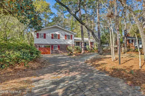146 Wintergreen Road, Wilmington, NC 28409