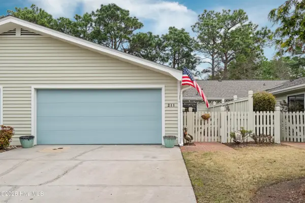 211 Inland Greens Circle, Wilmington, NC 28405