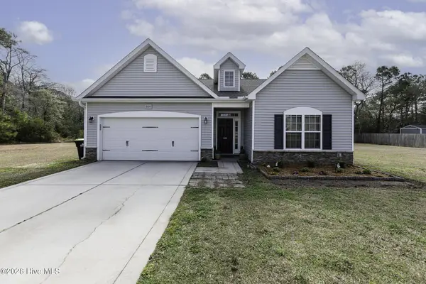 604 Mayapple Lane, Hubert, NC 28539