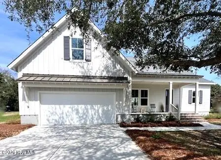 5988 Gray Squirrel Path, Southport, NC 28461