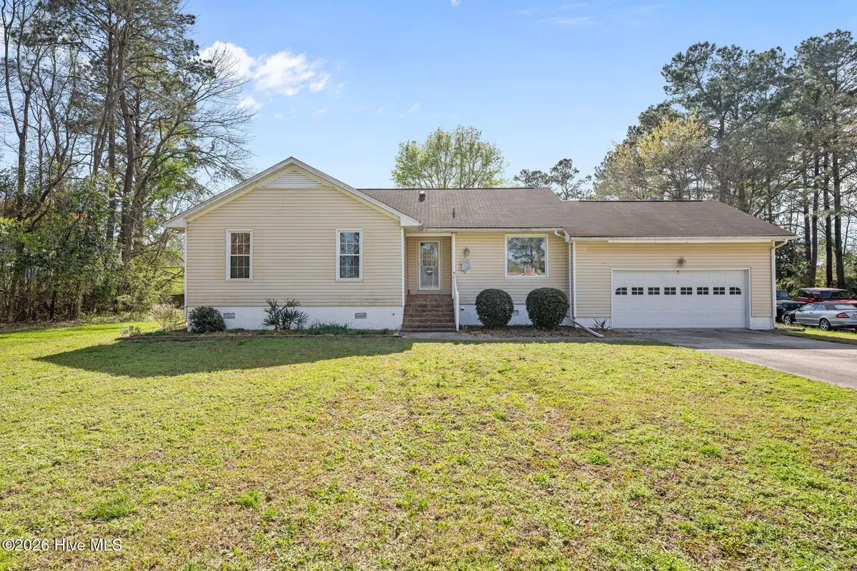 108 Starboard Drive, New Bern, NC 28562 - #1