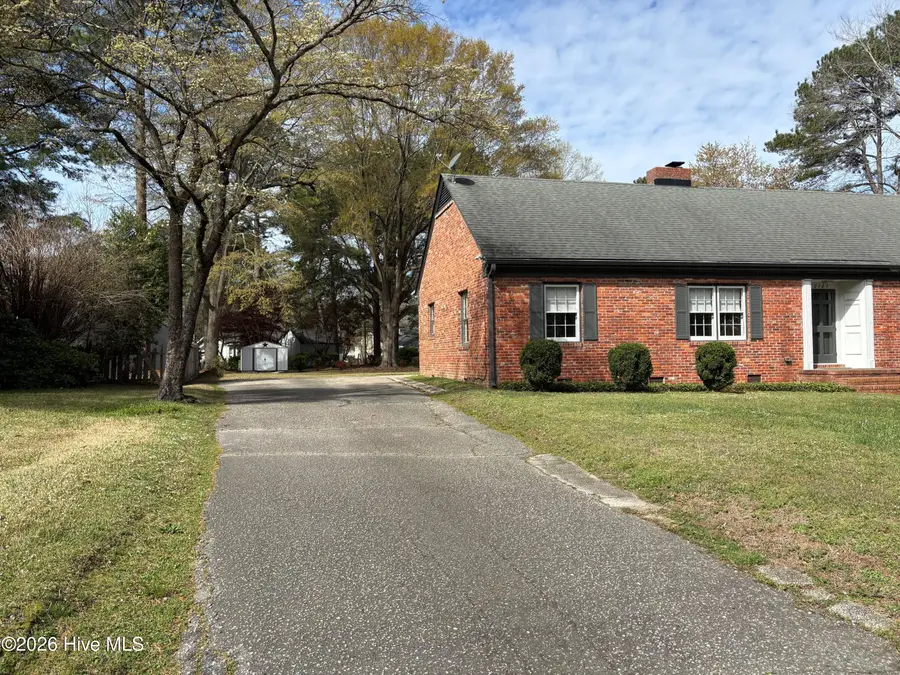 2107 Somerset Drive N, Wilson, NC 27893 - #2