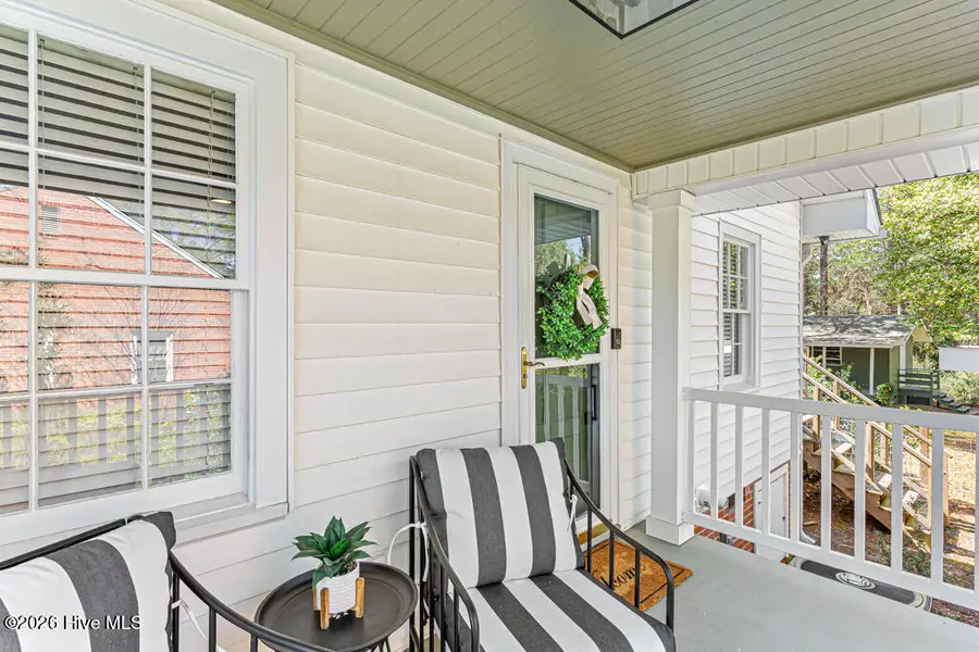 803 N Chestnut Street, Aberdeen, NC 28315 - #2