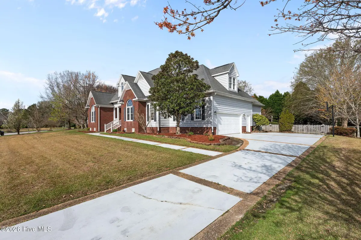 112 Pebblebrook Drive, New Bern, NC 28562 - #1