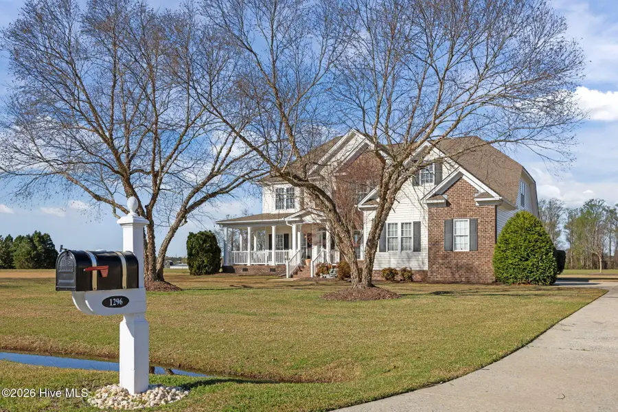 1296 Windbrooke Drive, Grimesland, NC 27837 - #3