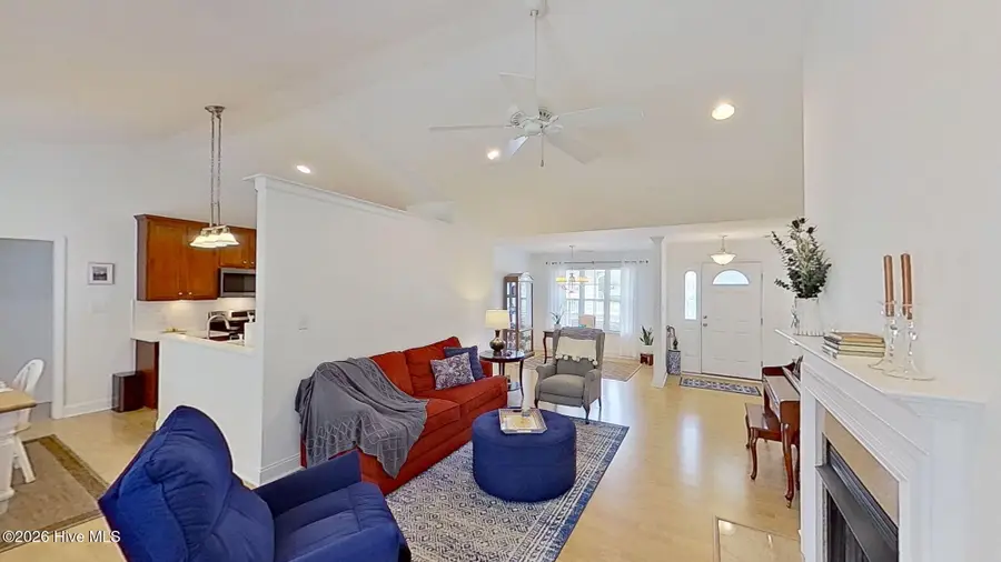 304 Fishing Creek Drive, New Bern, NC 28562 - #2