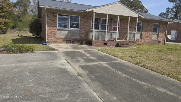 1 Berkshire Drive, Jacksonville, NC 28546