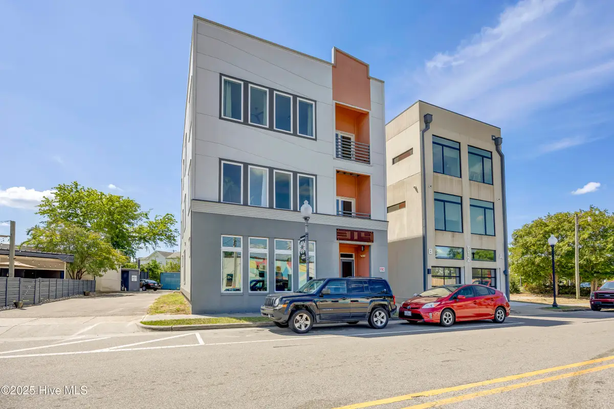 314 Davis Street #Unit 301, Wilmington, NC 28401 - #1