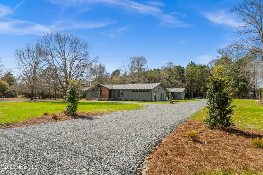 1000 Pine Street, Lake Waccamaw, NC 28450 - #3