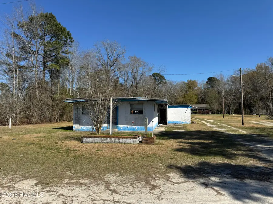 454 Highway 41 E, Trenton, NC 28585 - #3
