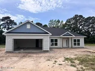 300 Eastwood Drive, Wallace, NC 28466 - #3