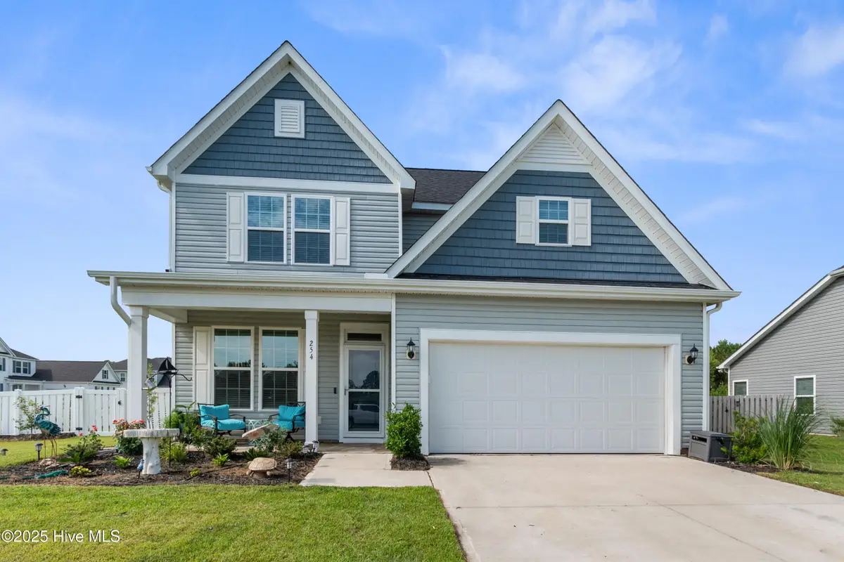 254 E Red Head Circle, Sneads Ferry, NC 28460 - #1