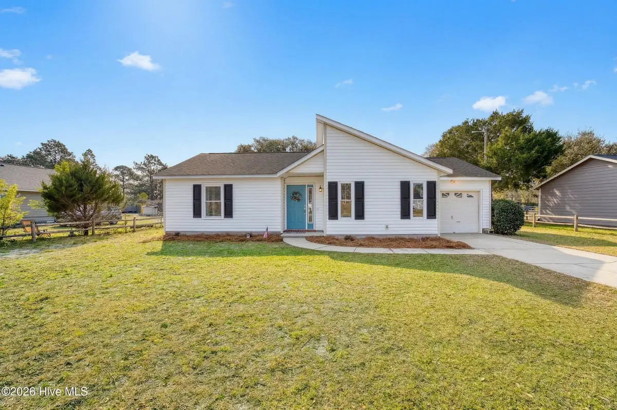 214 W Volant Street, Hubert, NC 28539 - #1