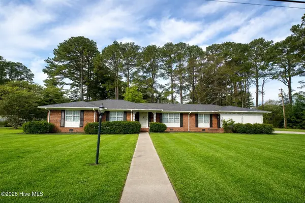 104 Springlake Drive, Murfreesboro, NC 27855