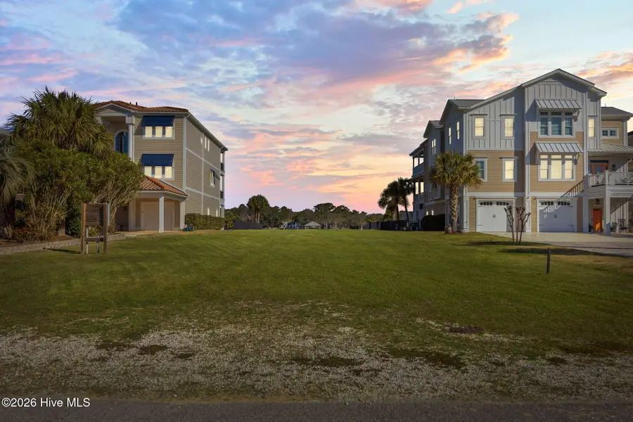 5 Craven Street, Ocean Isle Beach, NC 28469 - #3