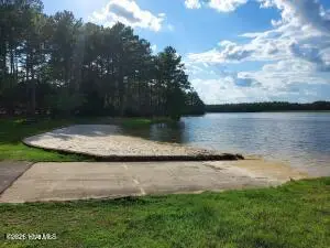 35 E Lake Road, Wagram, NC 28396 - #3