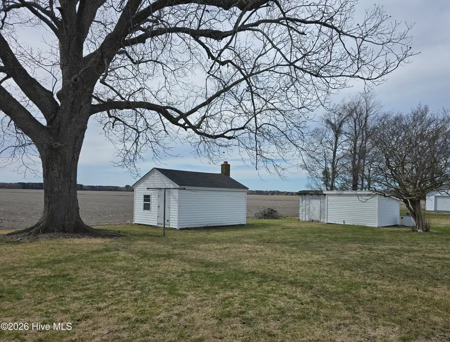 879 S Sandy Hook Road, Shiloh, NC 27974 - #2