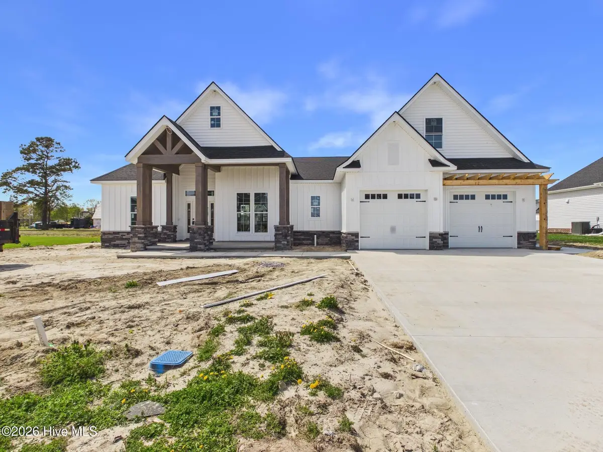 109 Lands End Drive, Elizabeth City, NC 27909 - #1