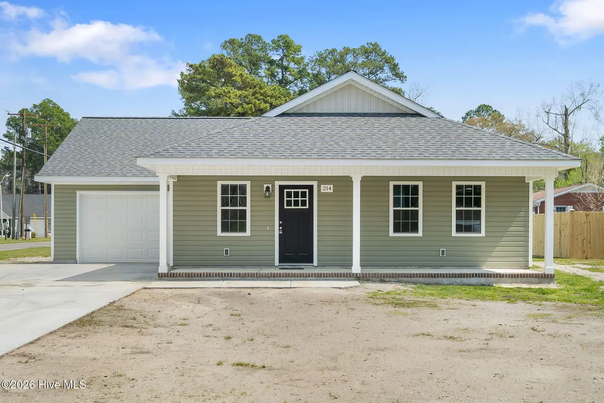 214 N Walnut Street, Rose Hill, NC 28458 - #1